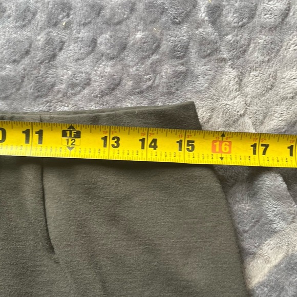 J. Jill Stretch Army Green Pencil Skirt Small 60% Viscose - Picture 3 of 7